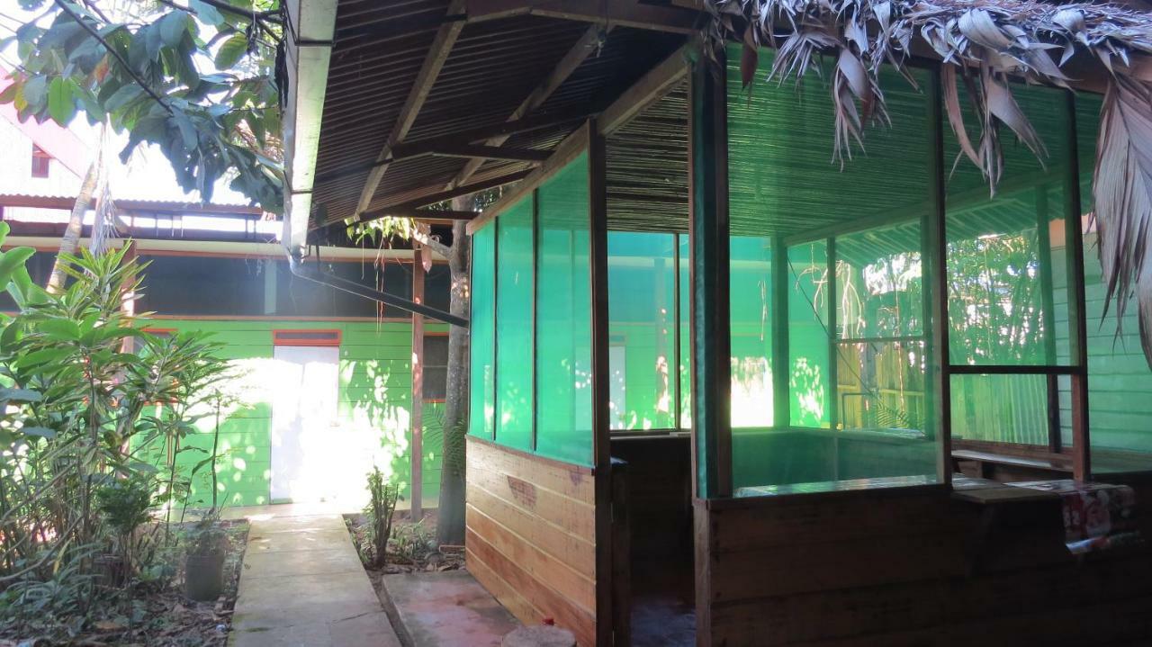 Tambopata Hostel Bambu بويرتو مالدونادو المظهر الخارجي الصورة